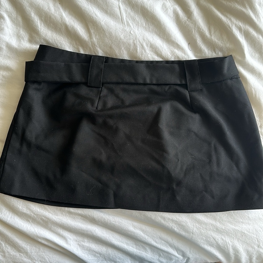 Revolve Superdown Mini Skirt - Picture 4 of 5